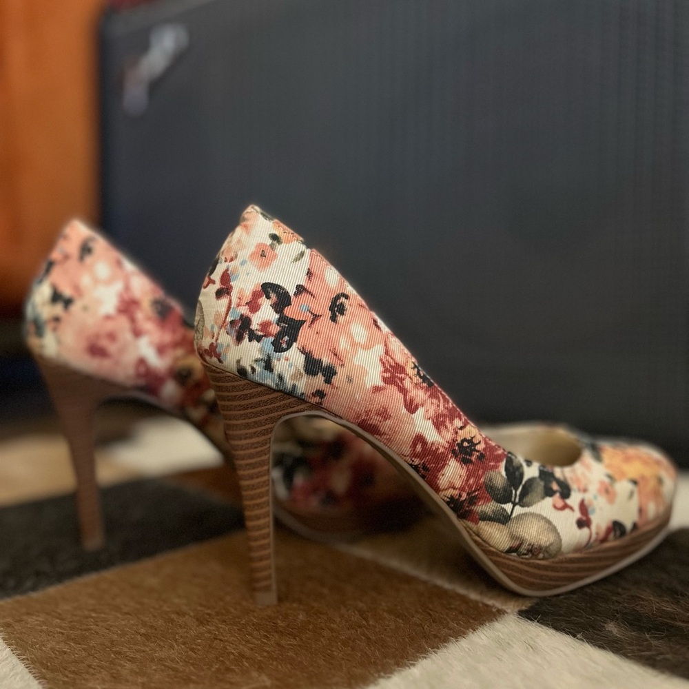 Christian Siriano Heels Size 6